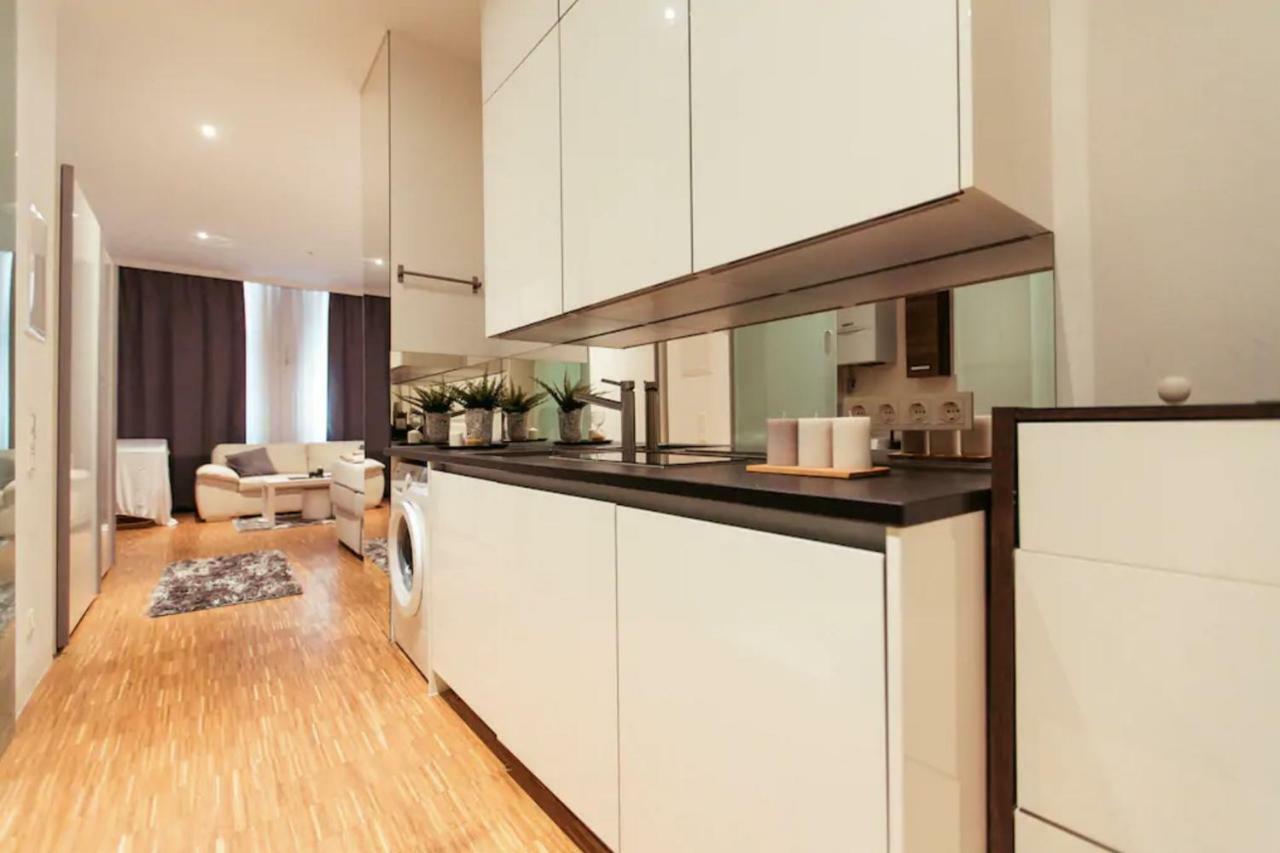 1020 | Vie | Apartment เวียนนา ภายนอก รูปภาพ
