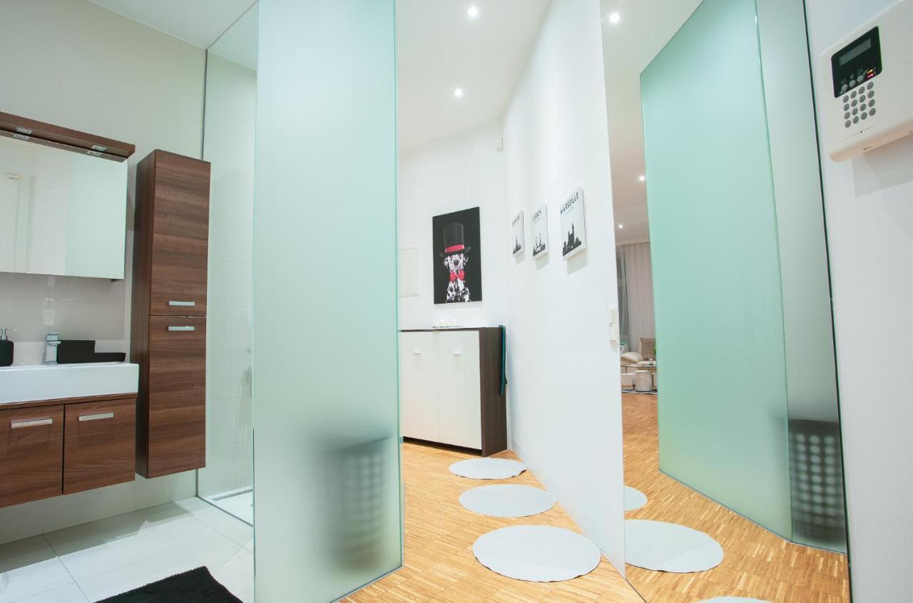1020 | Vie | Apartment เวียนนา ภายนอก รูปภาพ